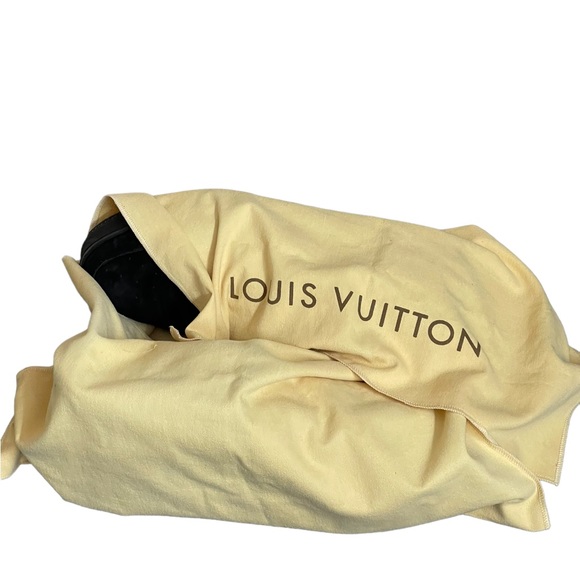 NOT FOR SALE Louis Vuitton Staff Trainer Black Suede Size 10.5 - Picture 3 of 16